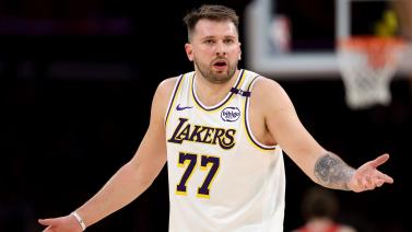 這是他在球 這是他在球